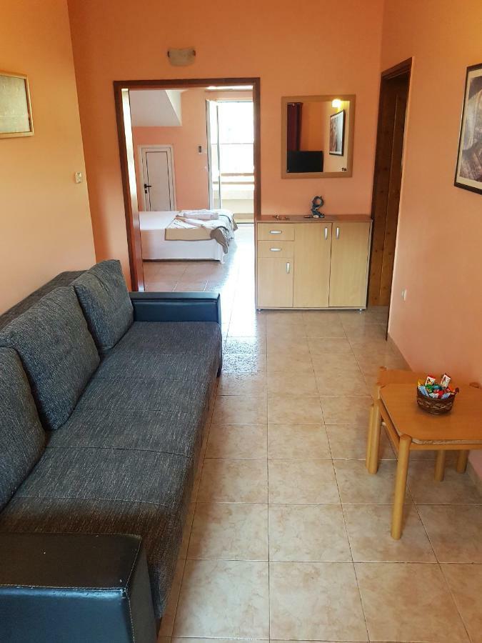 Apartment Danijela Budua Esterno foto